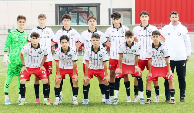 U16’lar evinde yara aldı: 1-4