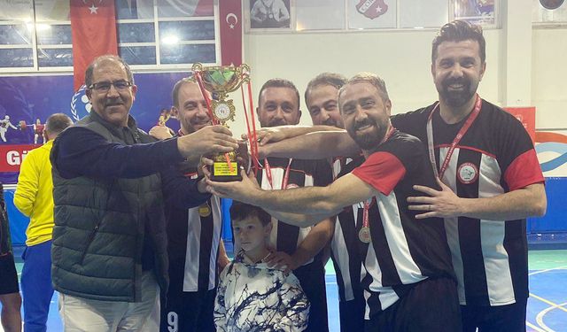 Kamu Spor Oyunları Ayak Tenisi'nde Şampiyon Çorum Valiliği