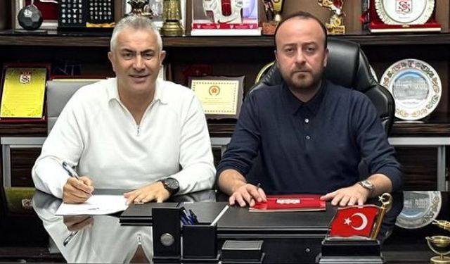 Sivasspor’da Korkmaz  gitti, Altıparmak geldi