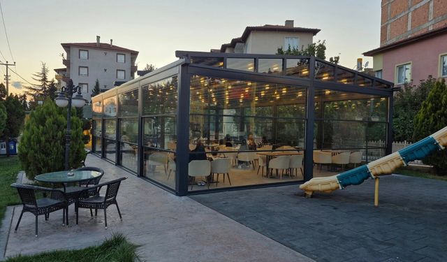 Kahve Otağı’nda kış bahçesi