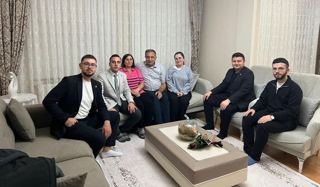 CHP gençlerinden  anlamlı ziyaretler