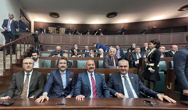 İsbir, AK Parti Grup  Toplantısı’na katıldı