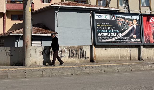 Sungurlu’da TOKİ konutları  için bilboardlı teşekkür
