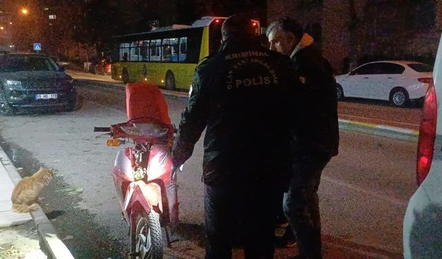 Motosiklet çalan şüphelilerin üzerinden  uyuşturucu çıktı: 3 gözaltı