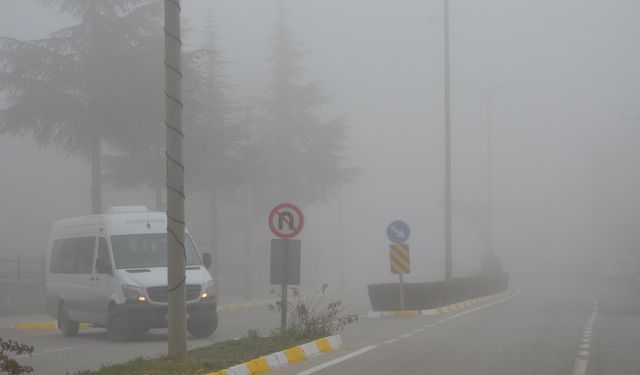 Çorum'da sis: Görüş mesafesi 50 metreye düştü