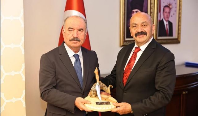 Taner İsbir’den Vali  Ali Çalgan’a ziyaret