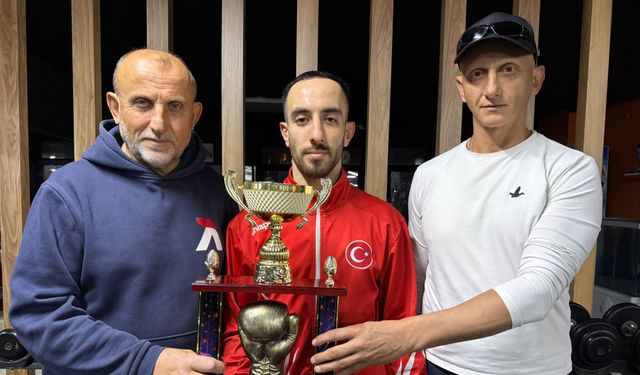 Cem Yurtsever Dünya ikincisi