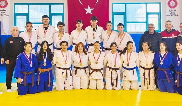 Liseli gençlerde judonun şampiyonları belli oldu