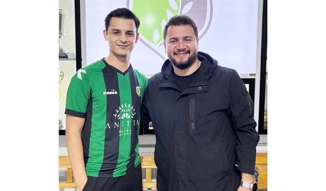 Mimar Sinanspor şampiyon stoperi kadrosuna kattı