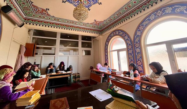 Haftasonunu dolu  dolu geçiriyorlar