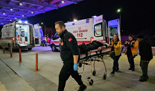 Çorum’da motosiklet kazası: Sürücü ve yolcu yaralandı