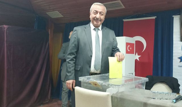 Erdal Kolaylı güven tazeledi