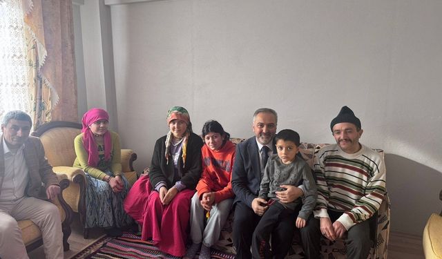 Konteynerden yuvaya: Müftülüğün eliyle yangınzede ailenin 9 yıllık hasreti sona erdi