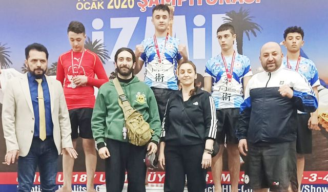 Çorumlu sporcular İzmir'de madalyaları topladı