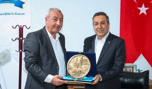 Muhsin Dere’den esnaf  odalarına tebrik ziyareti