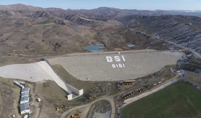 Çorum'daki bu gölet, 1500 dekar araziye can suyu olacak