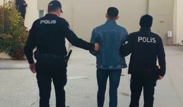 Aranan 30 kişi yakalandı