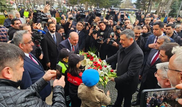 Bakan Çiftçi'ye Çorum'da coşkulu karşılama