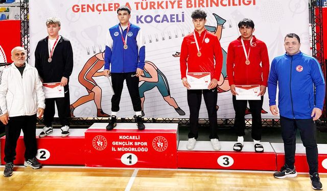 Samet Aslan Türkiye üçüncüsü