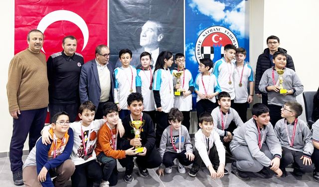 Satrançta küçüklerin şampiyonu belli oldu