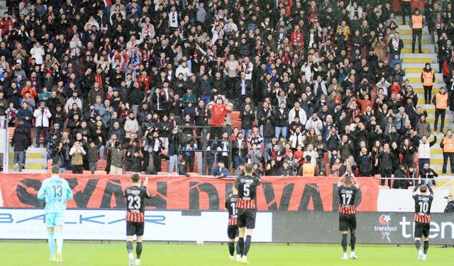 Ümraniye maçını 2 bin 830 kişi izledi