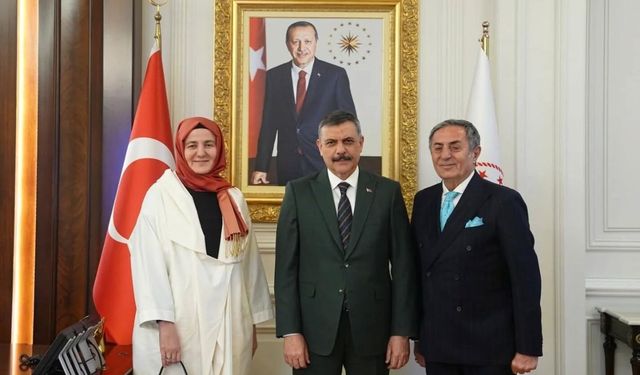 Agah Kafkas’tan Bakan  Çiftçi’ye kutlama ziyareti