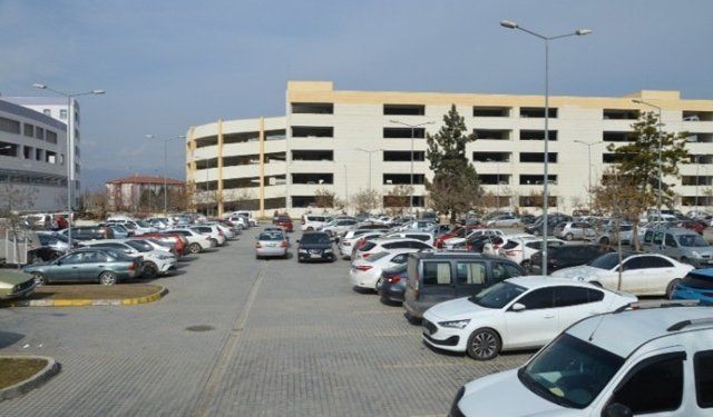 Hastanedeki otopark çilesi bitiyor