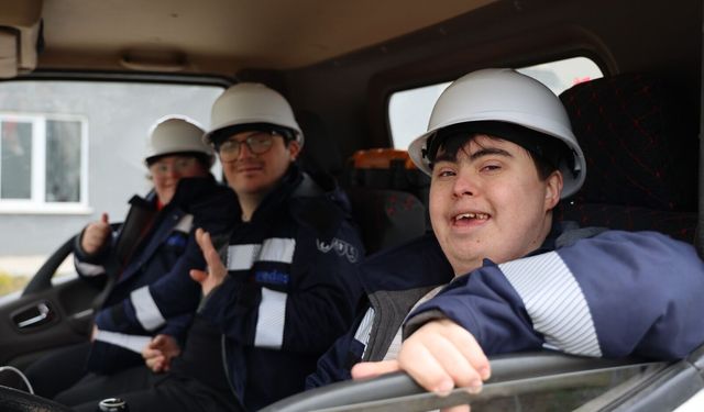 Down sendromlu çocuklara  enerji sektörü tanıtıldı