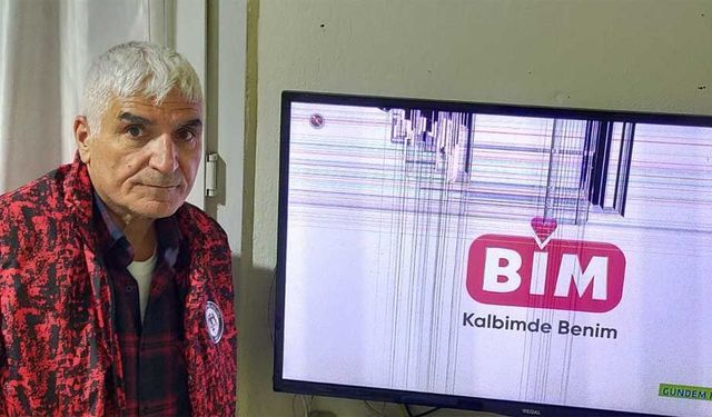 Çorum FK’lı taraftar, hakeme kızdı  maç izlediği televizyonu parçaladı