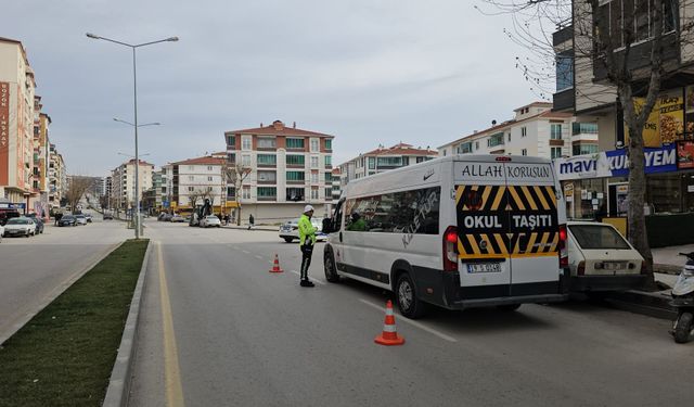 Çorum'da sürücülere ceza yağıyor: 4 araca 545 bin lira...