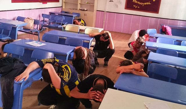 Kargı’da okullarda deprem tatbikatı