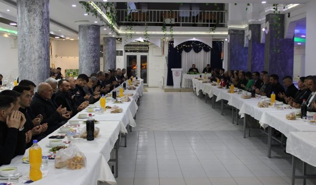 Mecitözü'nde muhtarlar iftarda bir araya geldi