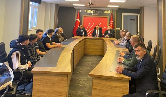 İYİ Parti heyetinden siyasi partilere bayram kutlaması