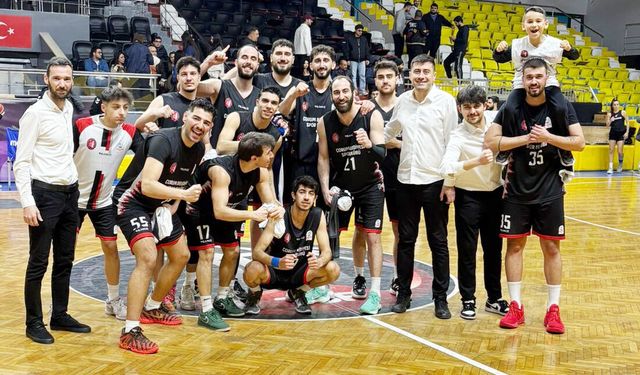 12 dev adam  uzatmada güldü: 90-84