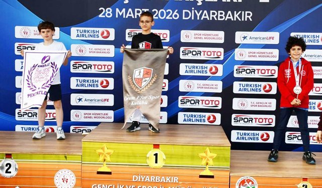 Eforspor’dan çifte başarı