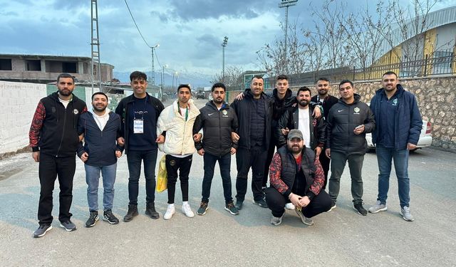 Takımlarını Iğdır'da yalnız bırakmadılar