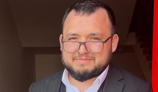 Genç imam kazada can verdi