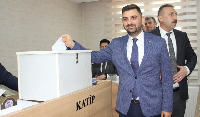 “Görevimi büyük bir  huzurla devrediyorum”