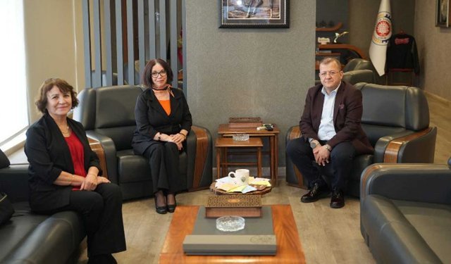 Bahattin Işık ve Edebi Kadınlar’ın Çetin Başaranhıncal’a ziyaretleri