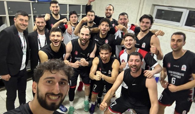 12 dev adam başkentte galip: 88-66