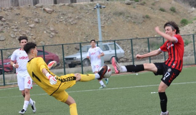 Çorum FK'nın U15'leri finallere erken veda etti: 1-4