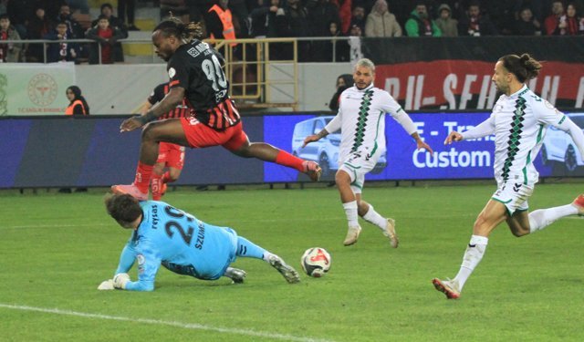 Rekabette Çorum FK üstün