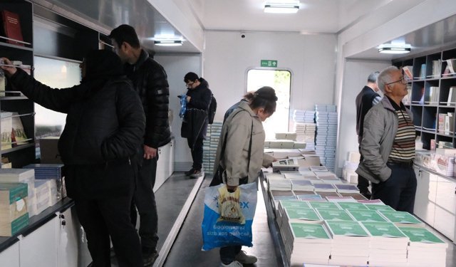 Türk Tarih Kurumu’nun “mobil  kitap satış TIR’ı” Çorum'a geldi