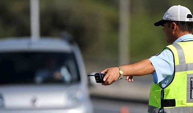 Aracınızda bunlar yoksa yandınız: Cezası var!