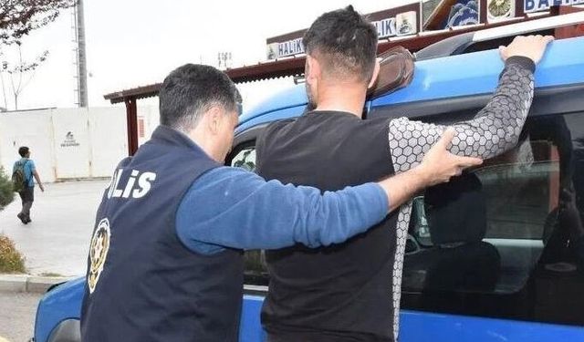 Aranan 24 kişi yakalandı