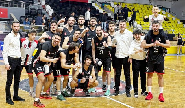 12 dev adam tur peşinde