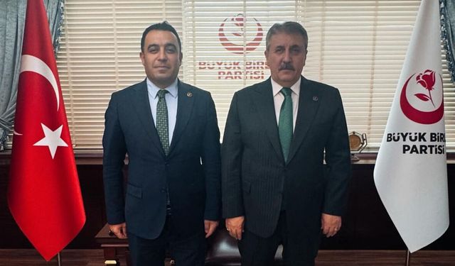 Mustafa Destici yeniden  Genel Başkan seçildi