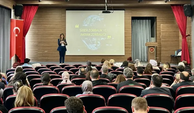 Öğretmenlerin seminerleri online mi olacak?