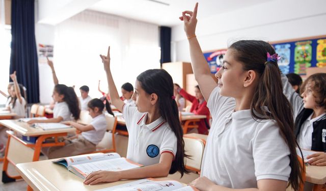 MEB'den flaş karar: Cuma günü okullar tatil edildi