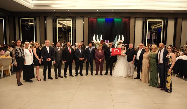 Sezai Külcü oğlunu evlendirdi